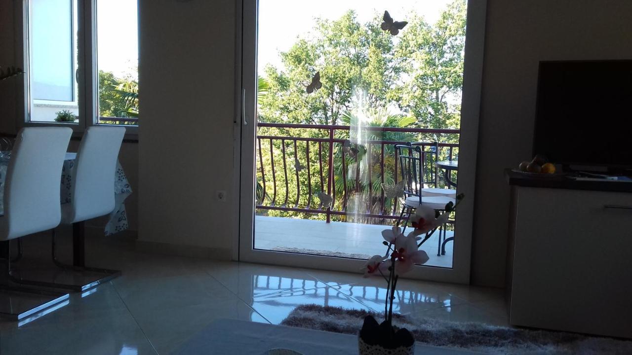 Apartman Vesna Malinska Exterior foto